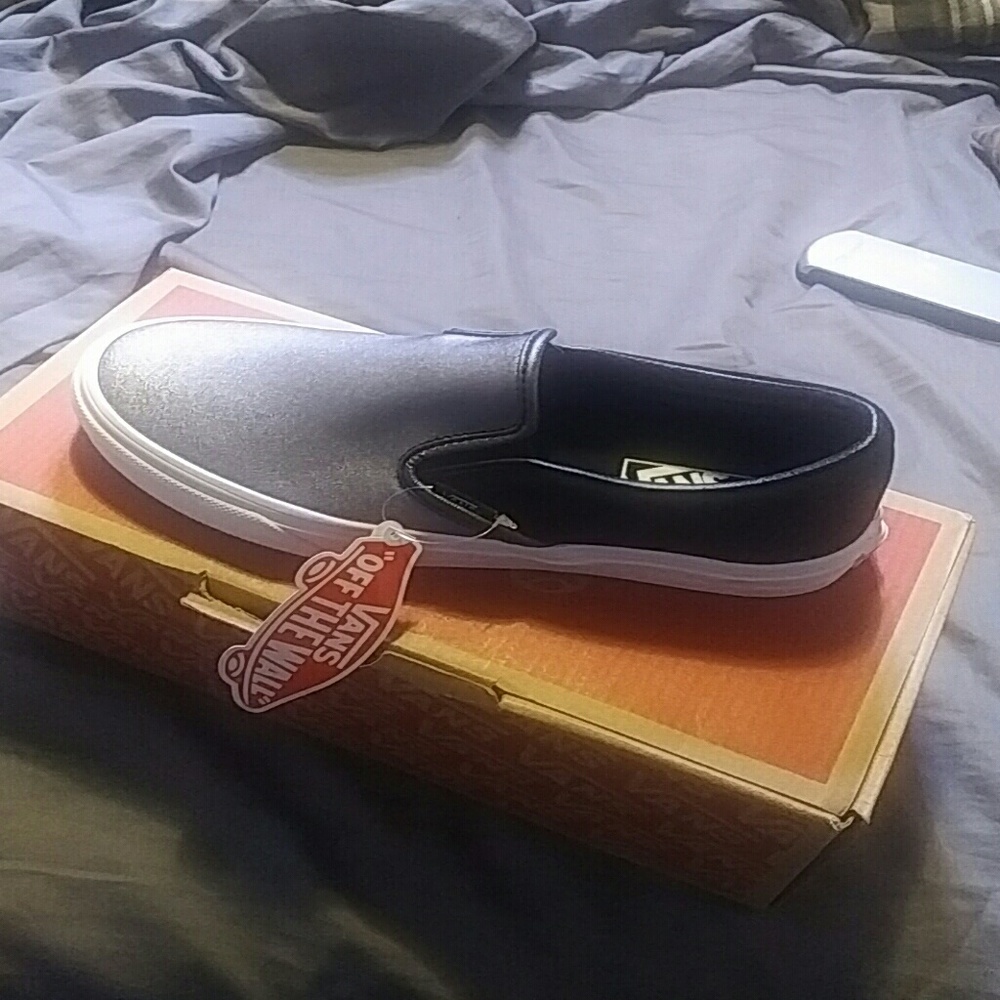 Women's slip on shoes